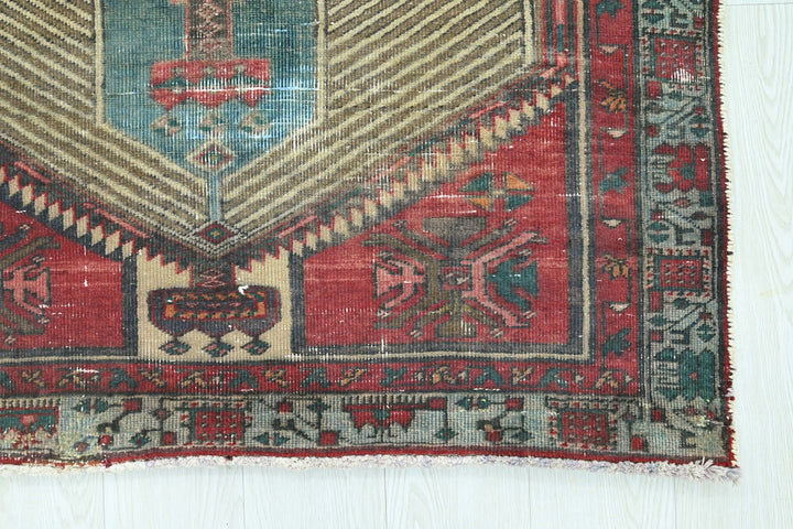 red Runner rug 3' 8" x 13' 11"