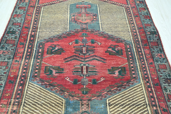 red Runner rug 3' 8" x 13' 11"