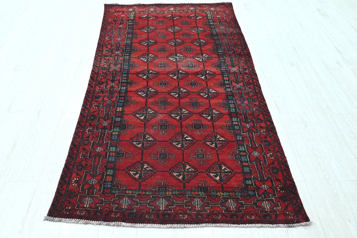 red Medium rug 3' 6" x 6' 9"