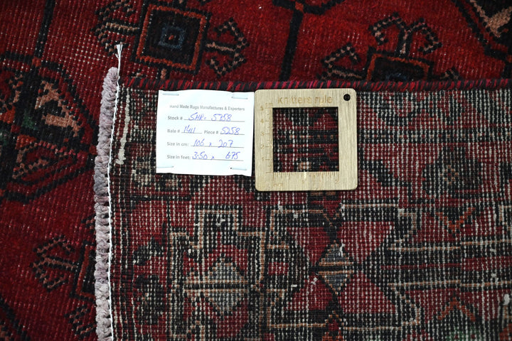 red Medium rug 3' 6" x 6' 9"