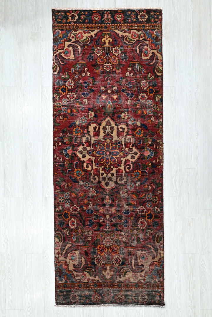 red Runner rug 2' 10" x 8' 0"