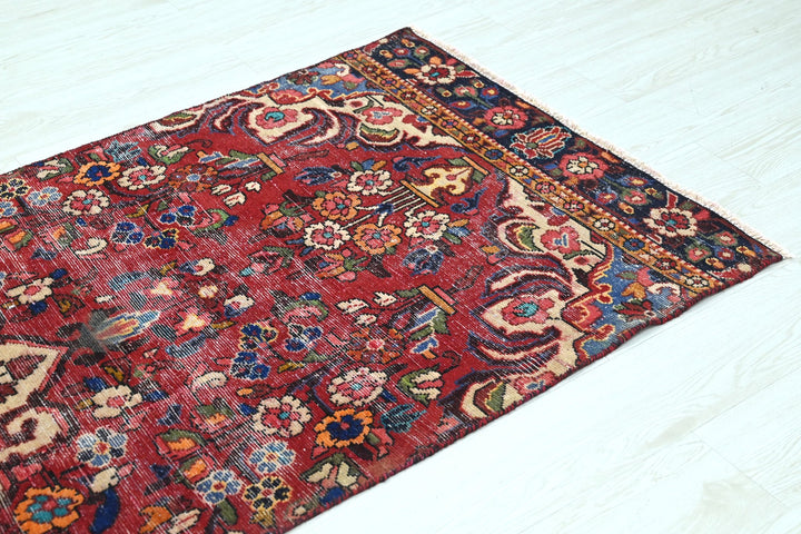 red Runner rug 2' 10" x 8' 0"