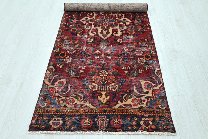 red Runner rug 2' 10" x 8' 0"