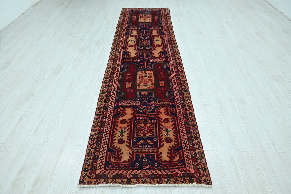 red Runner rug 2' 8" x 10' 2"