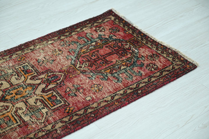 red Runner rug 1' 10" x 4' 9"