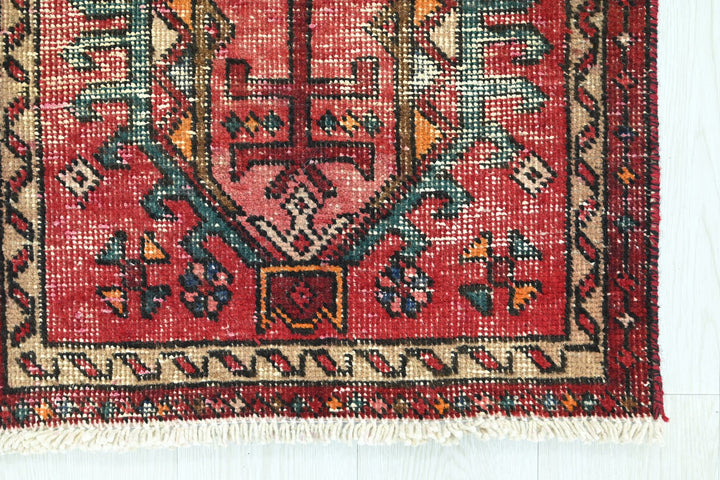 red Runner rug 1' 10" x 4' 9"