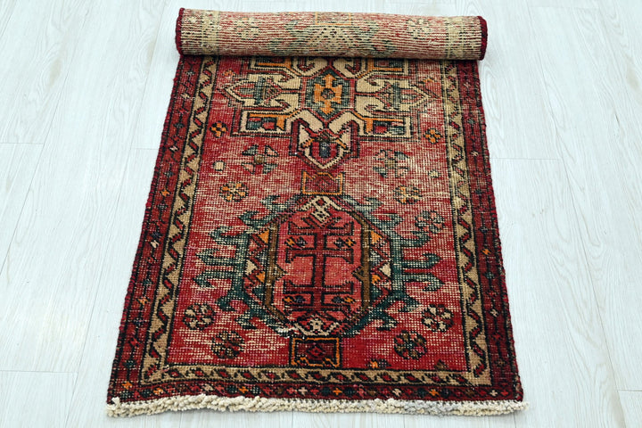 red Runner rug 1' 10" x 4' 9"