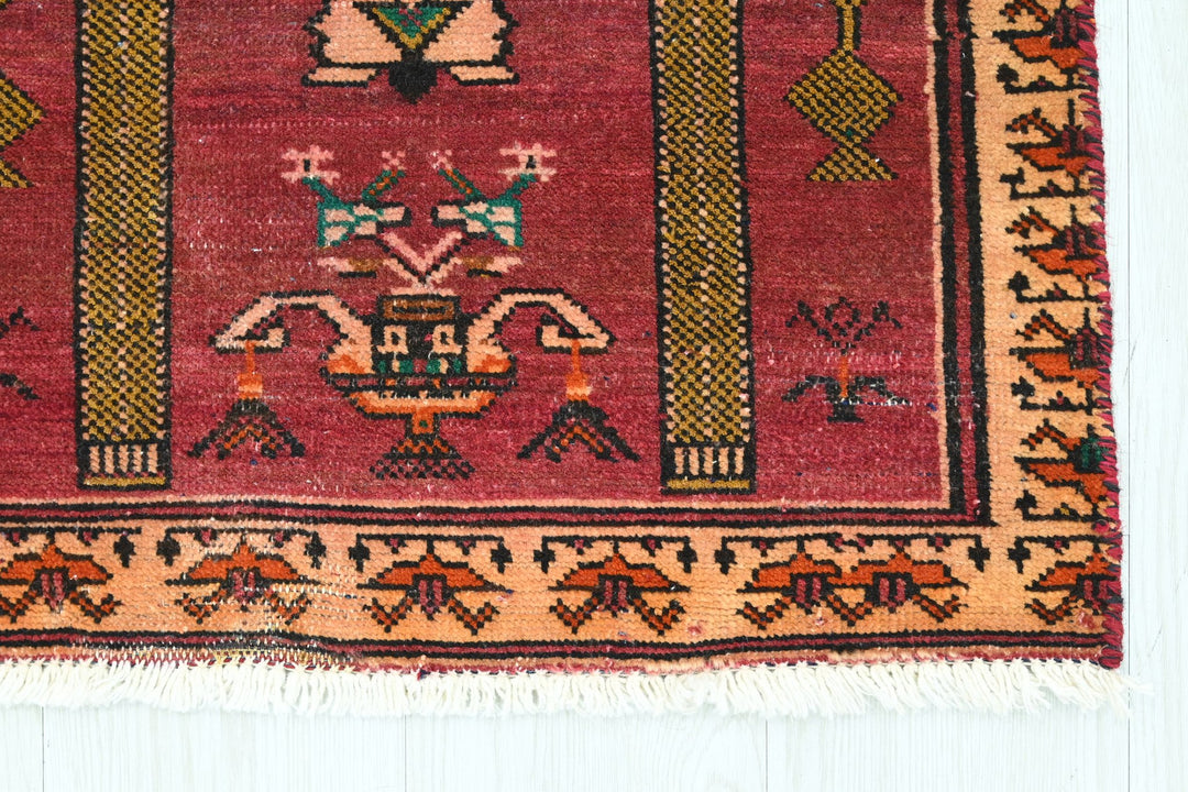 red Mini rug 1' 10" x 3' 7"