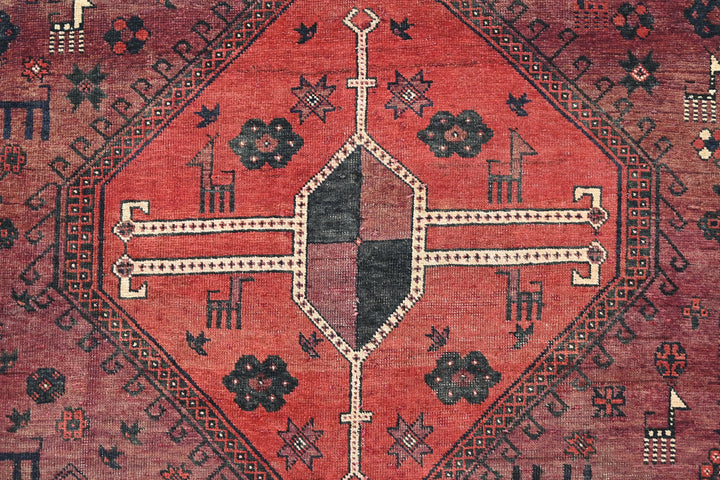 red Large rug 6' 0" x 9' 11"