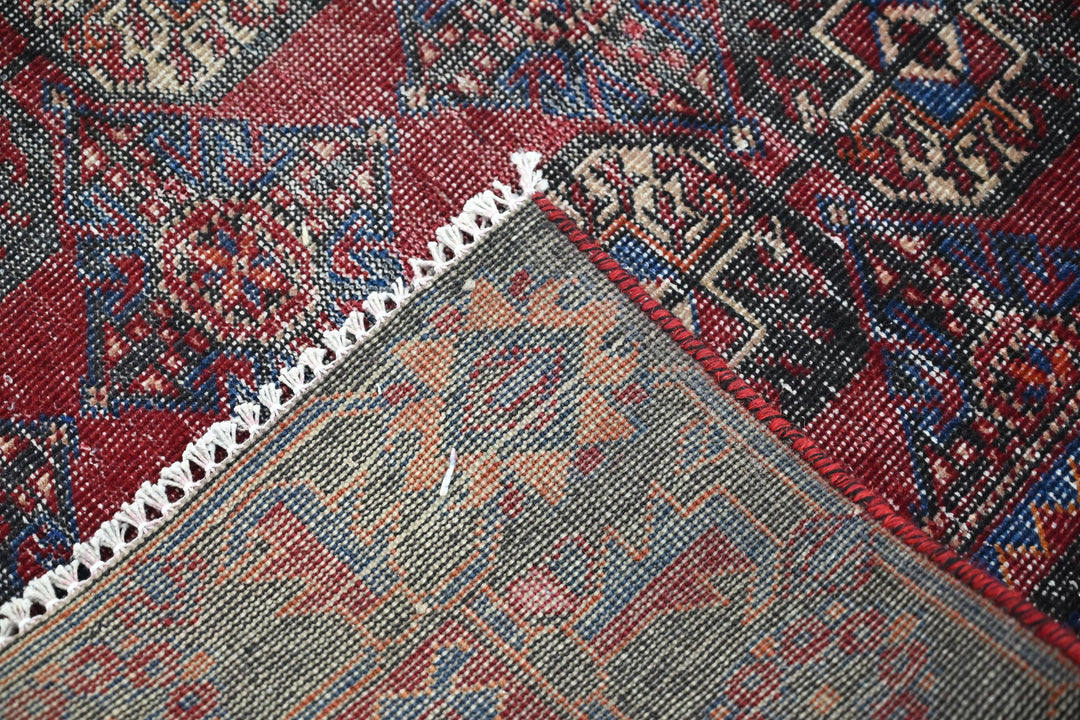 red Runner rug 3' 3" x 9' 0"