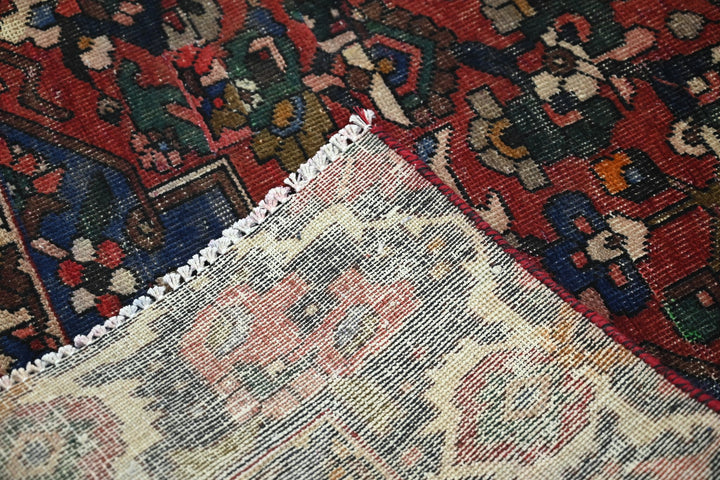red Medium rug 6' 2" x 9' 4"