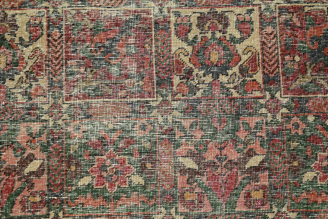 red Large rug 5' 0" x 9' 8"