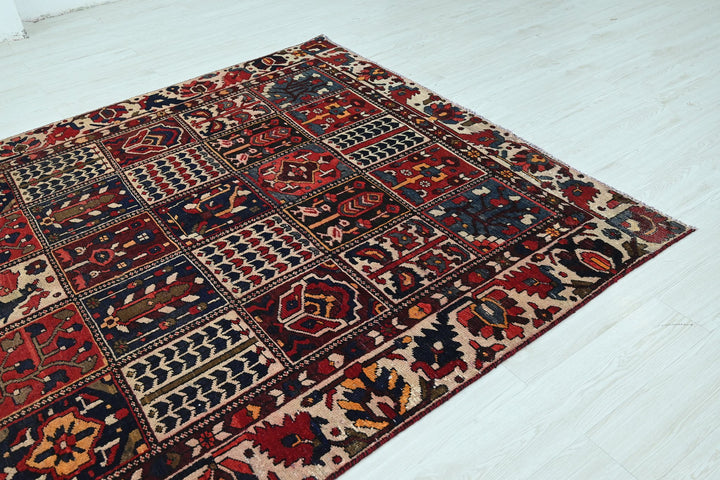 red Medium rug 6' 3" x 8' 6"