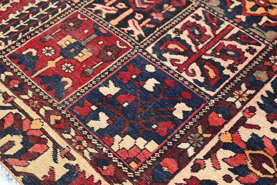red Medium rug 6' 3" x 8' 6"