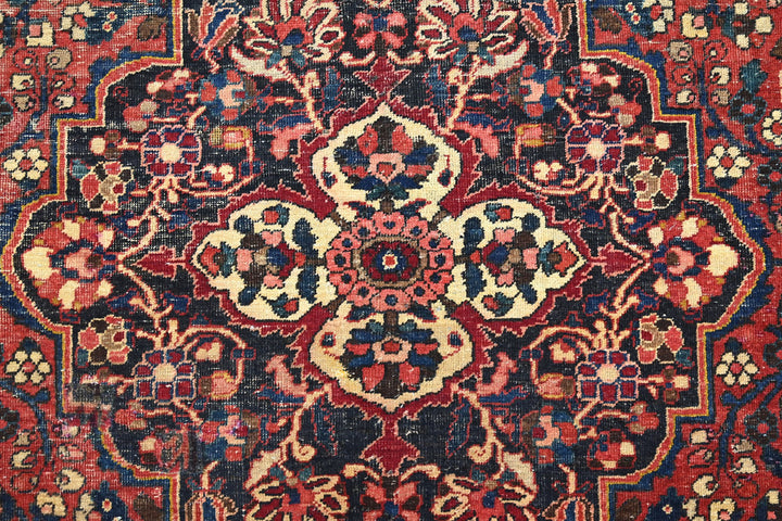 red Large rug 6' 9" x 9' 10"