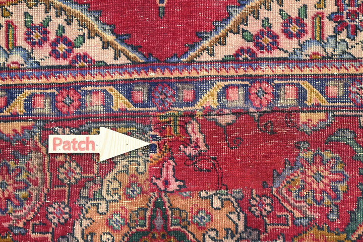 red Oversized rug 8' 10" x 9' 4"