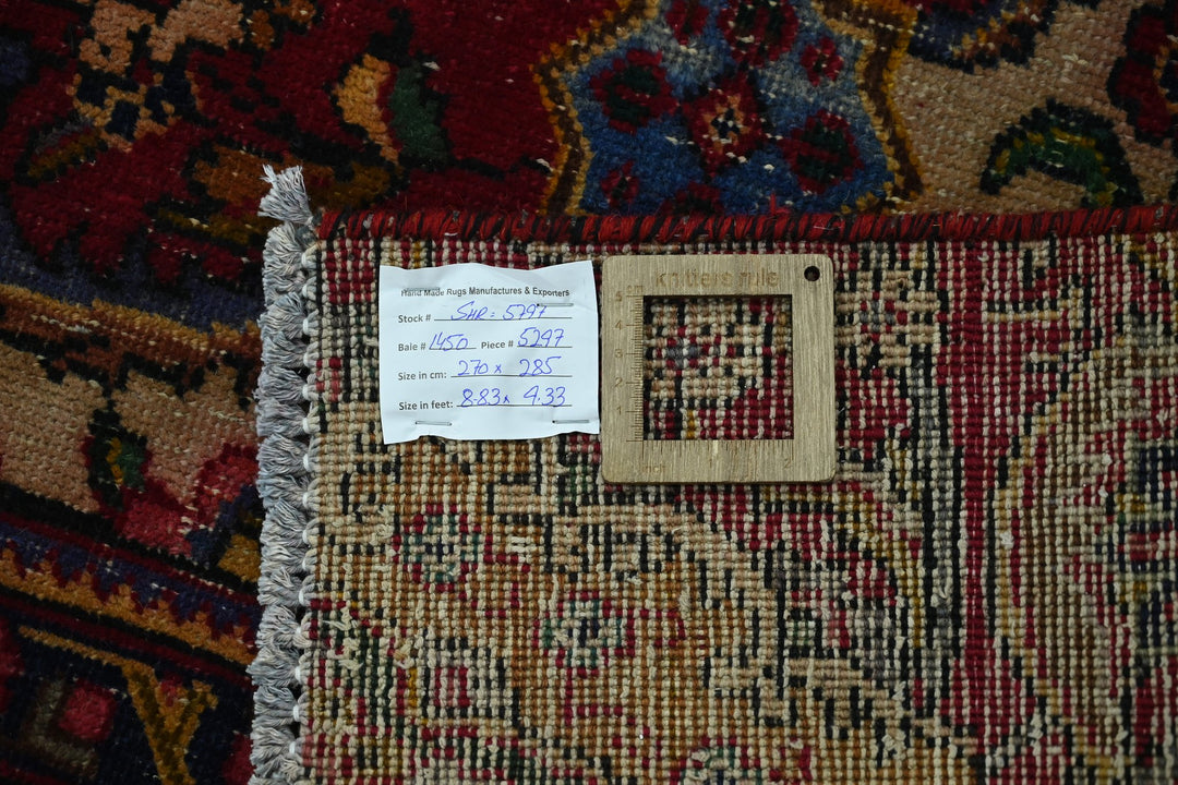 red Oversized rug 8' 10" x 9' 4"