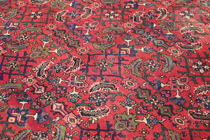 red Large rug 7' 5" x 9' 11"