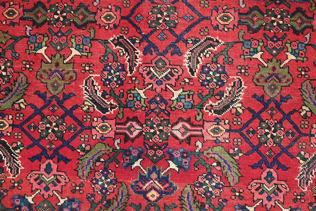 red Large rug 7' 5" x 9' 11"