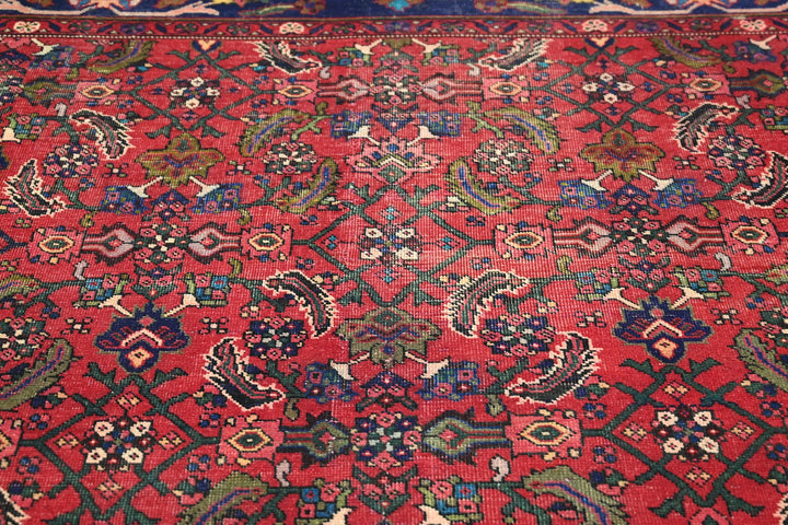 red Large rug 7' 5" x 9' 11"