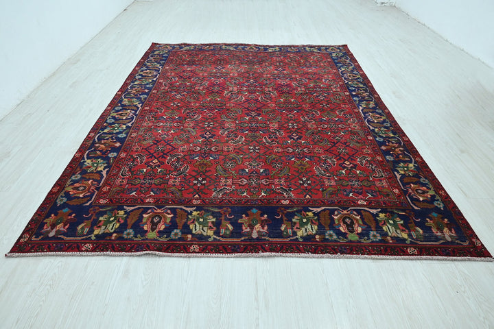 red Large rug 7' 5" x 9' 11"
