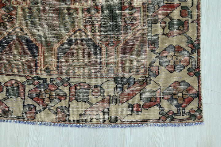 brown Runner rug 4' 4" x 9' 6"