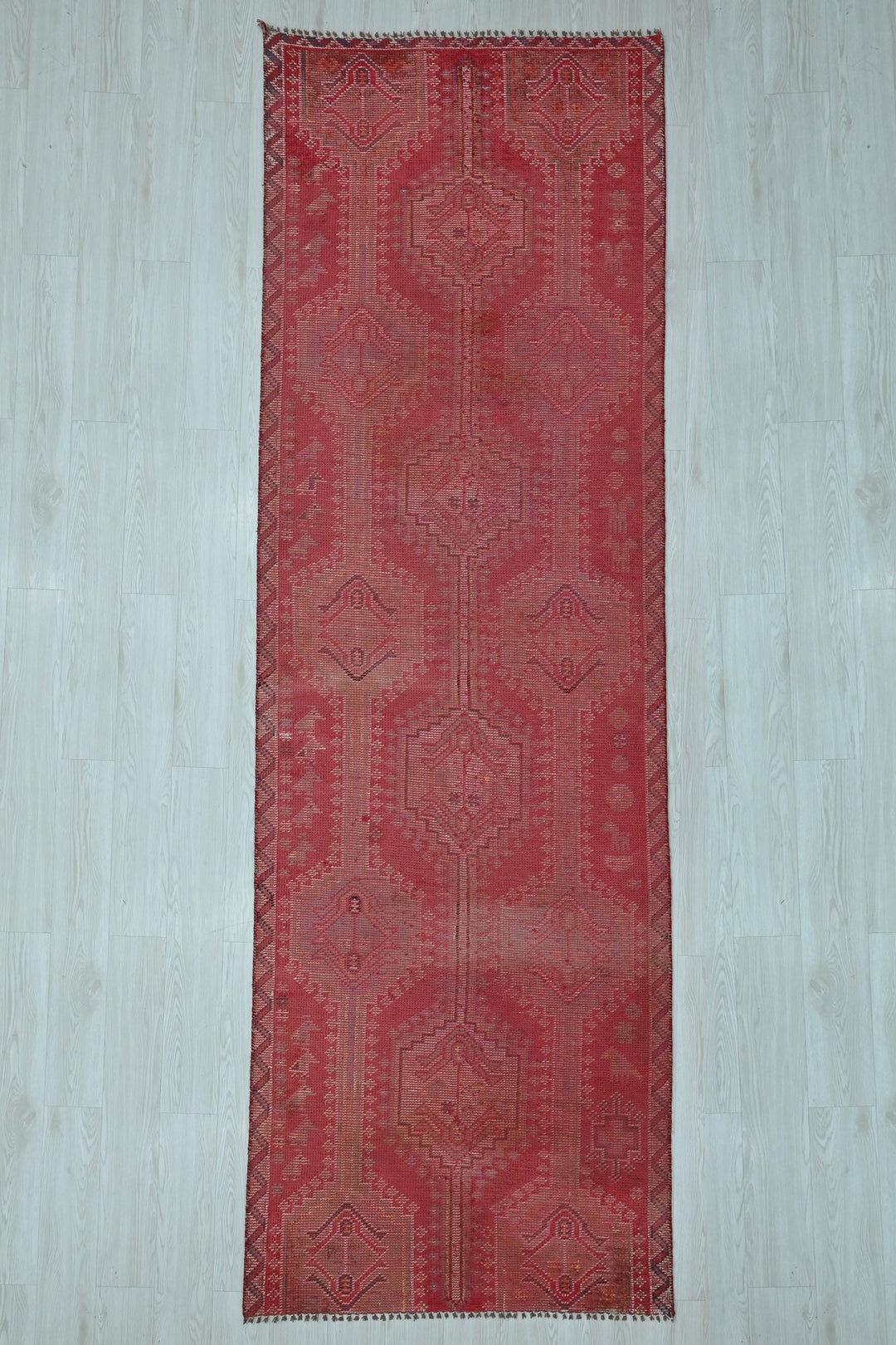 red Runner rug 3' 7" x 11' 3"