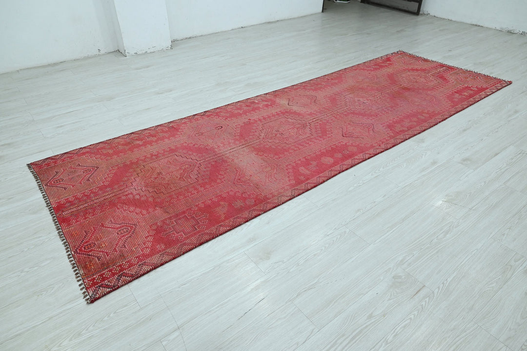 red Runner rug 3' 7" x 11' 3"