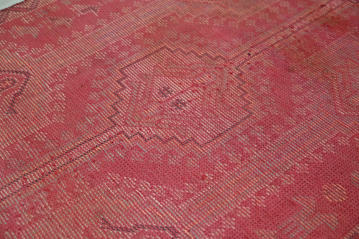 red Runner rug 3' 7" x 11' 3"