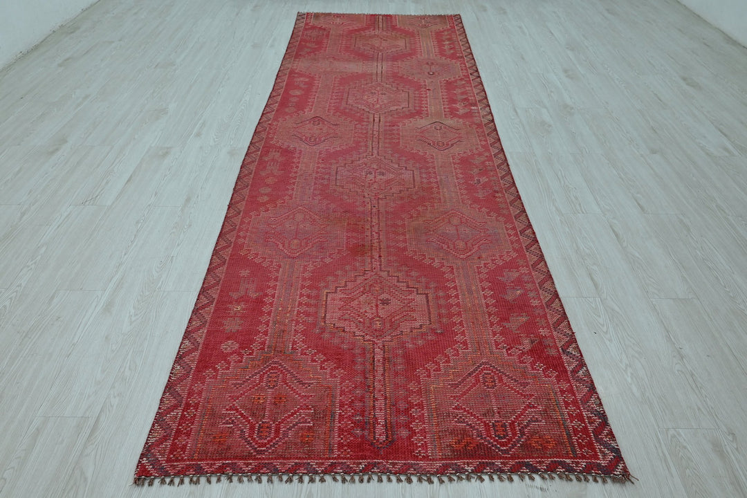 red Runner rug 3' 7" x 11' 3"