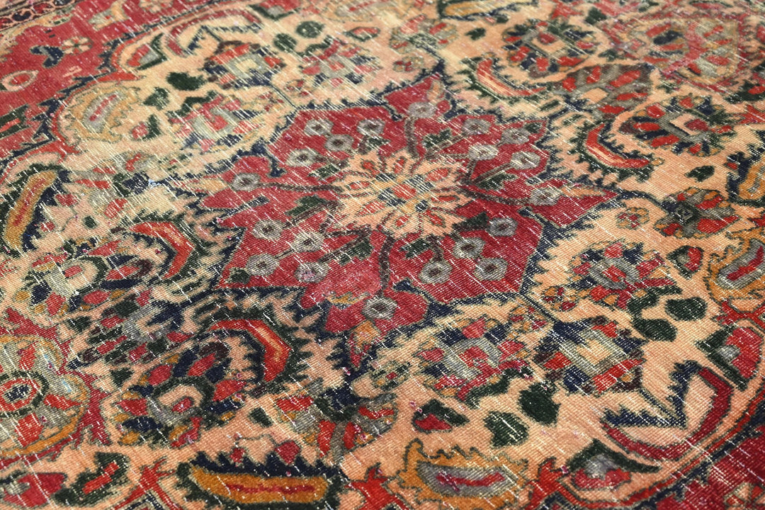 red Medium rug 5' 10" x 8' 3"