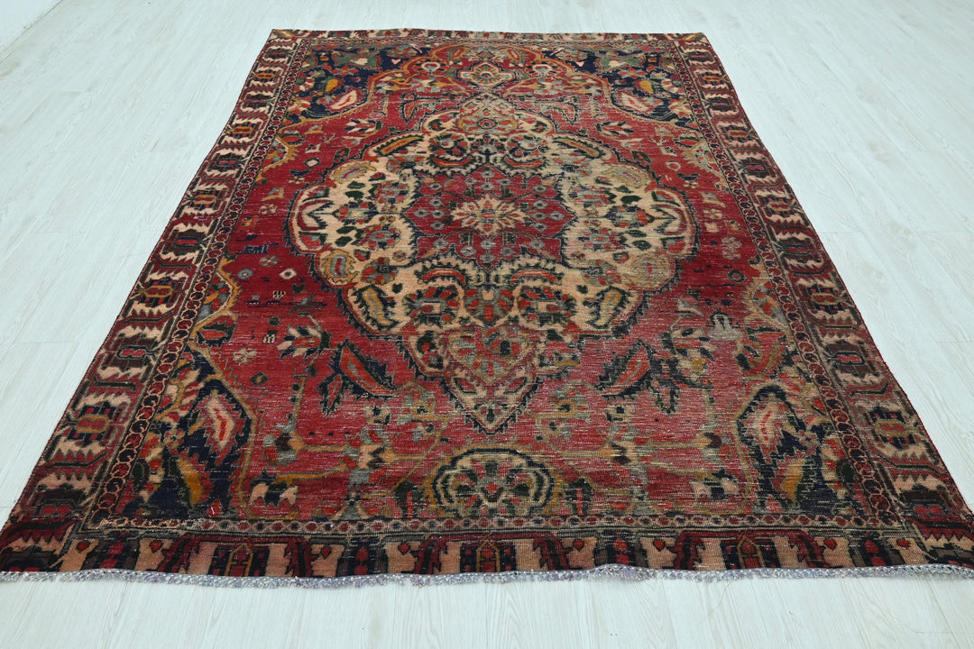 red Medium rug 5' 10" x 8' 3"