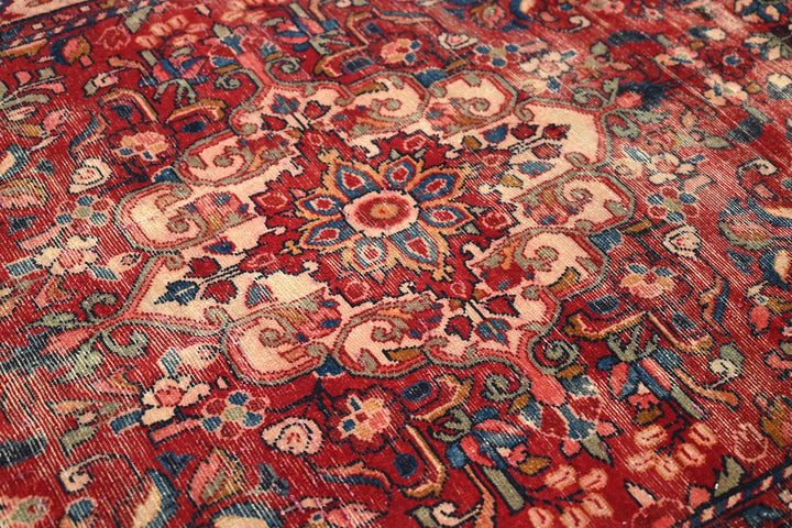 red Medium rug 4' 5" x 7' 9"