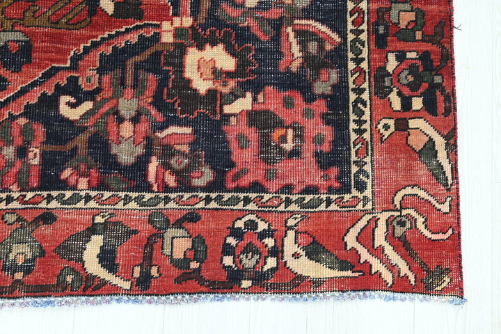 red Large rug 6' 8" x 9' 2"