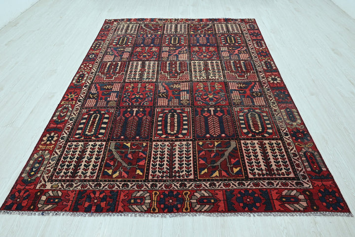 red Medium rug 5' 11" x 9' 5"