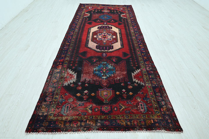 red Runner rug 4' 4" x 11' 3"