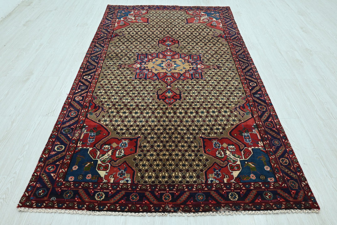 brown Medium rug 4' 7" x 8' 8"