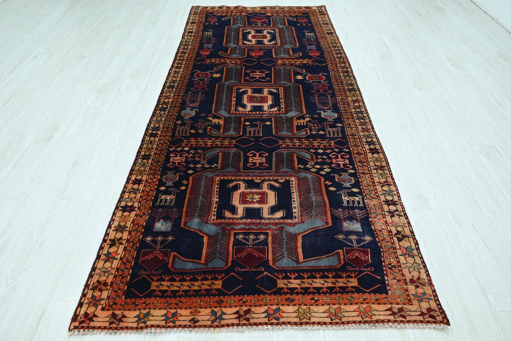 blue Medium rug 4' 0" x 9' 5"