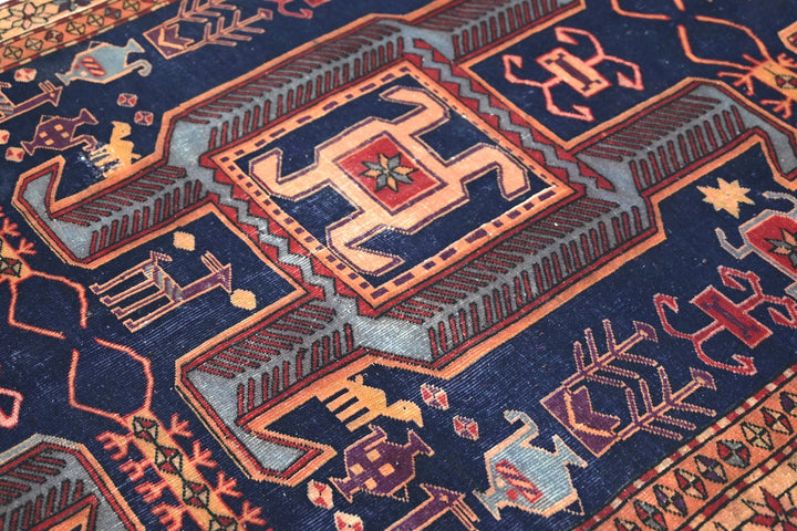 blue Medium rug 4' 0" x 9' 5"