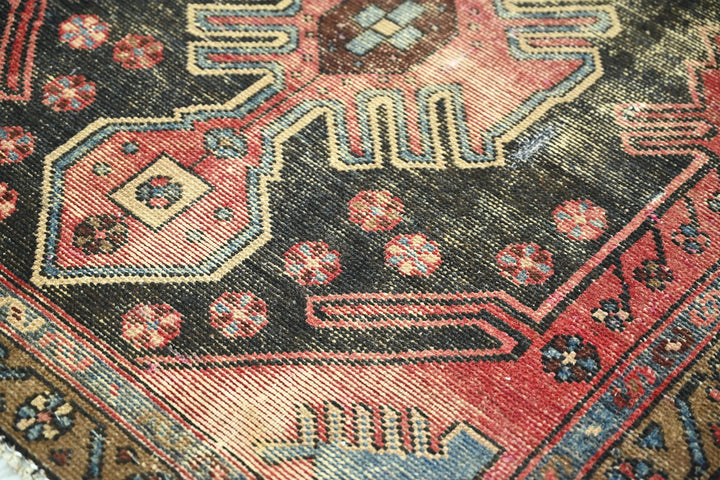 red Runner rug 3' 2" x 9' 8"