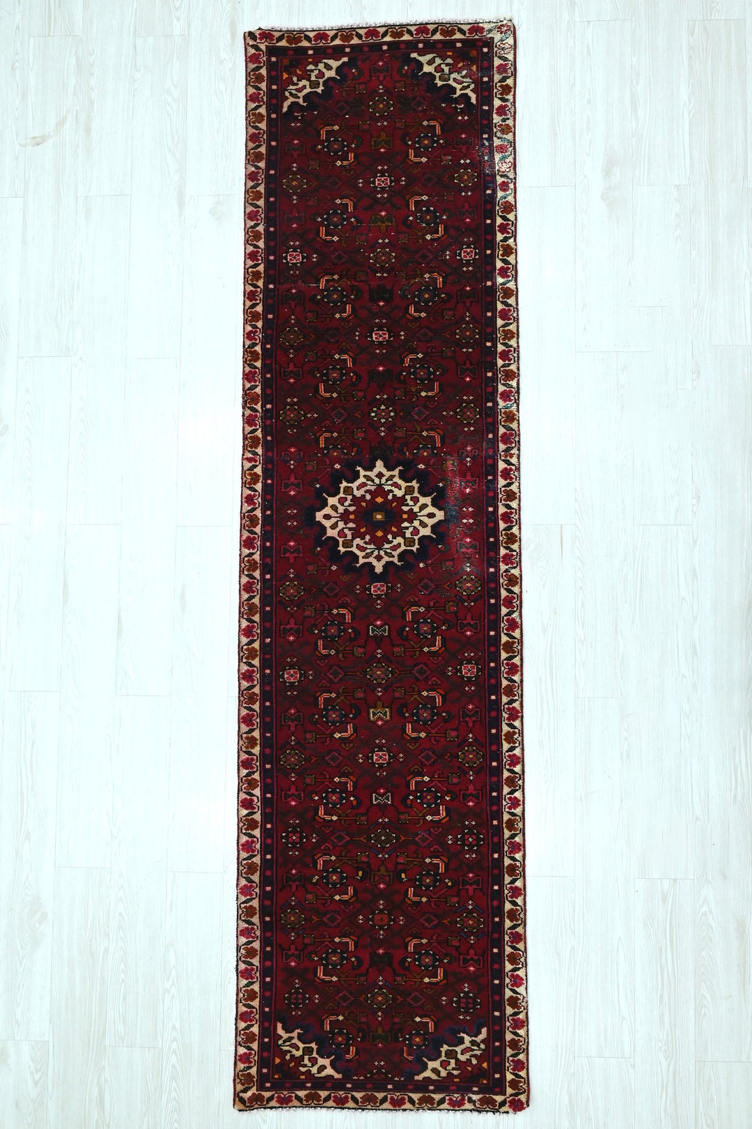 red Runner rug 2' 5" x 9' 6"