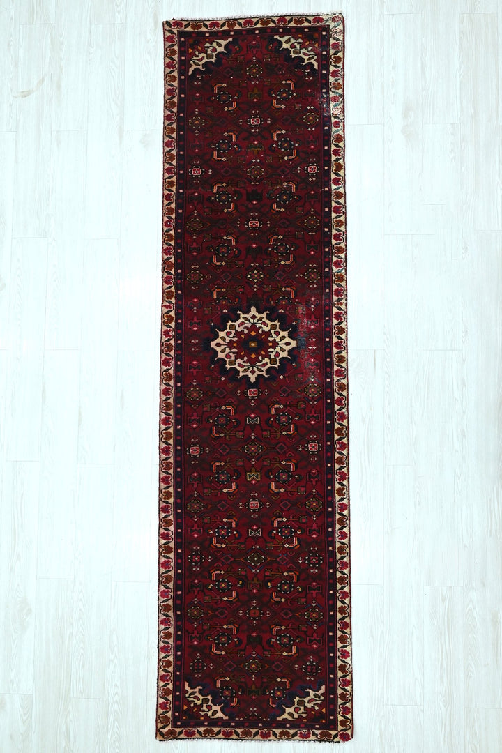 red Runner rug 2' 5" x 9' 6"