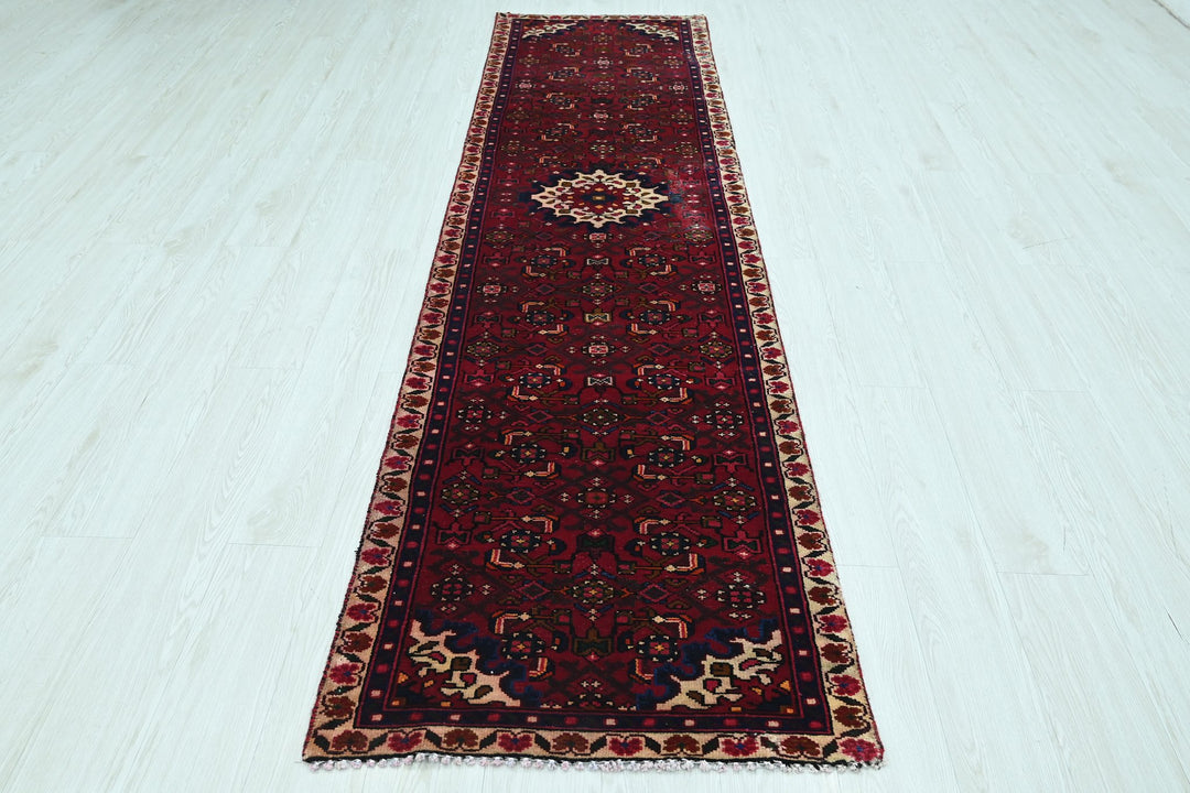 red Runner rug 2' 5" x 9' 6"