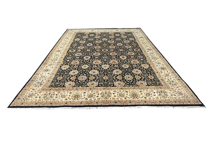 black Oversized rug 10' 0" x 14' 1"