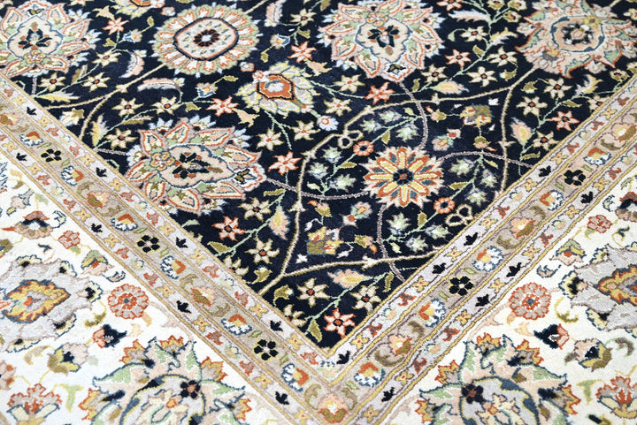 black Oversized rug 10' 0" x 14' 1"