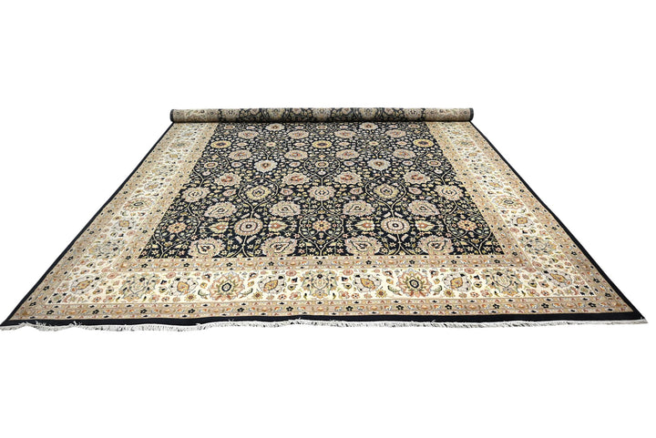 black Oversized rug 10' 0" x 14' 1"