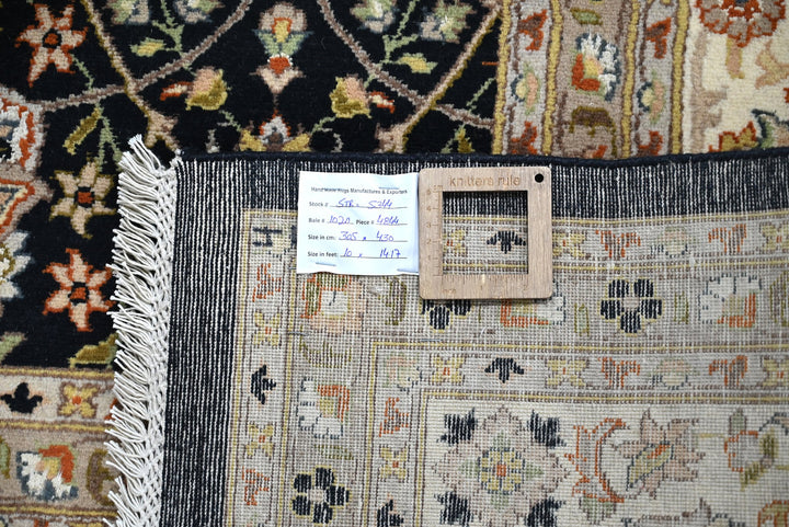 black Oversized rug 10' 0" x 14' 1"