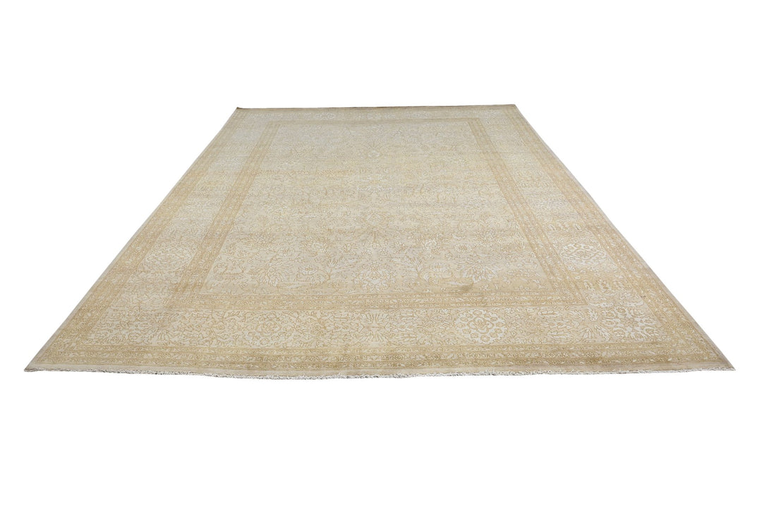 brown Oversized rug 9' 3" x 12' 0"