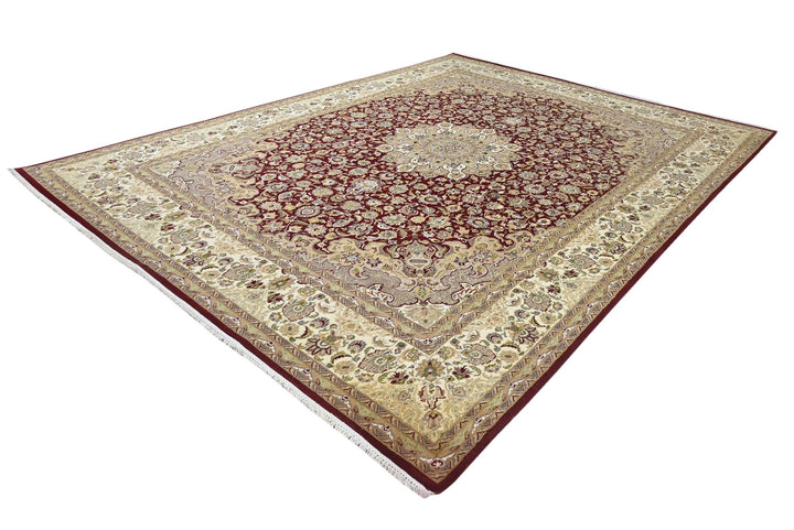 red Oversized rug 8' 11" x 11' 10"