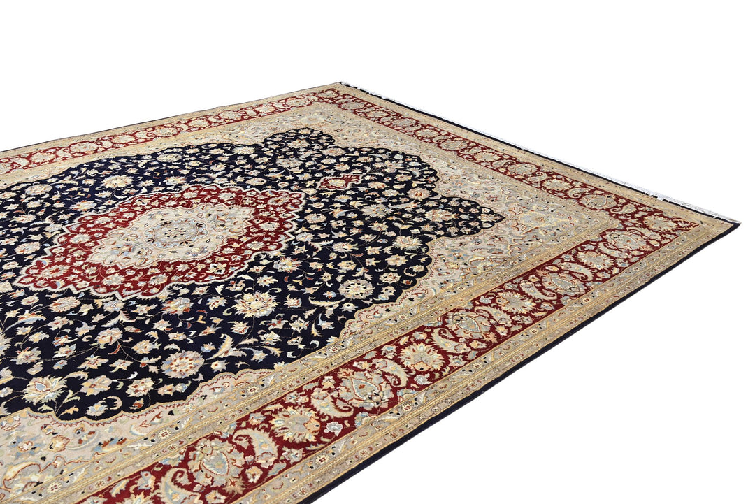 black Oversized rug 9' 11" x 12' 6"